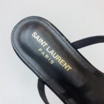 YSL Cassandra Flat Sandals – Sandales – Noir