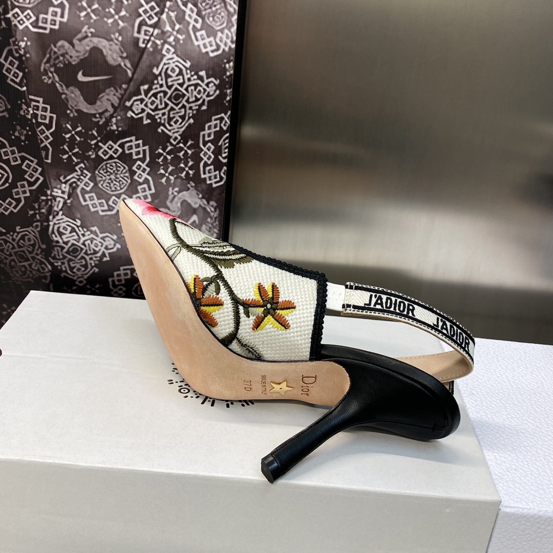 CD J'ACD Slingback Pump Floral Embroidery - Heels - Image 8