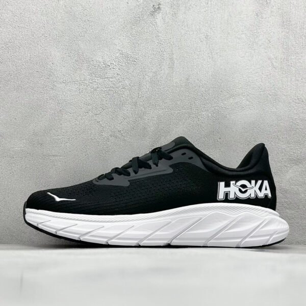 HK Arahi 6 - Sneakers