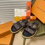 LV Paseo Flat Comfort Sandal – Sandali