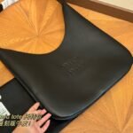 MIU Wander Black Leather – Bag – Red