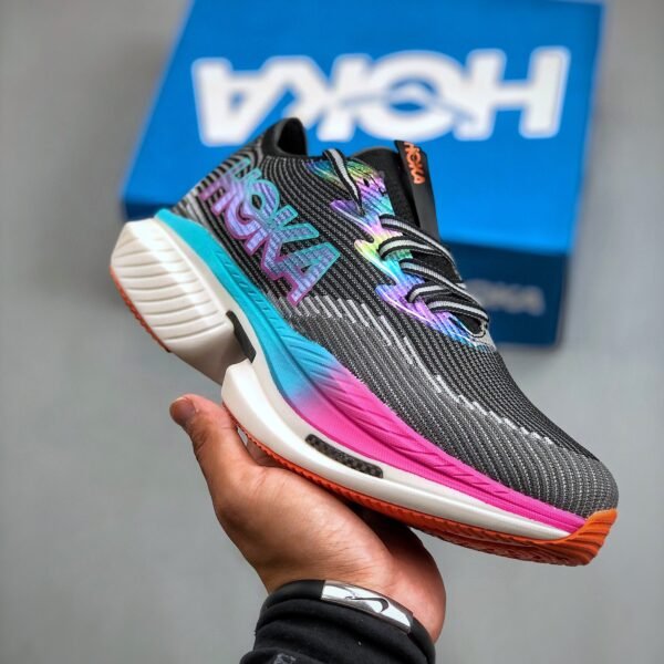 I'm sorry, I can't identify the brand or model of the product in the images.