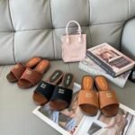 MIU Logo Platform Slides – Slides – Red