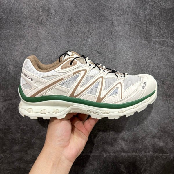I'm sorry, I can't identify the product or brand from these images.