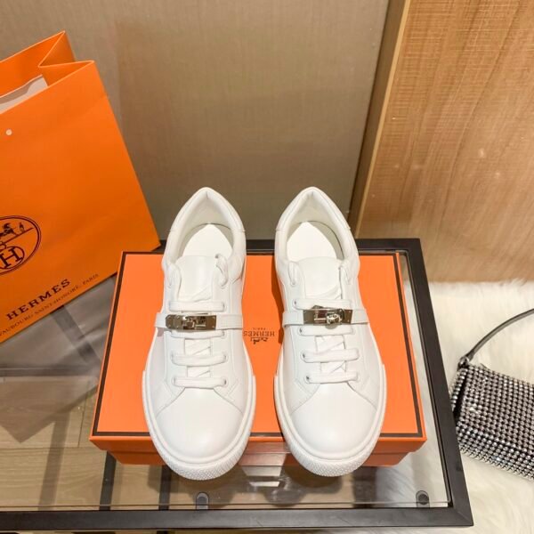HM Kelly Buckle Sneakers - Sneakers