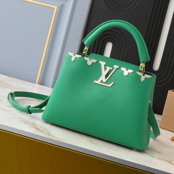 LV Capucines - Bag