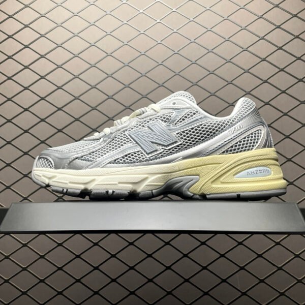 NB 2002R - Sneakers