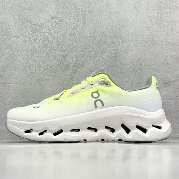 I don't know who the brand is. Cloudmonster White/Neon - Sneakers