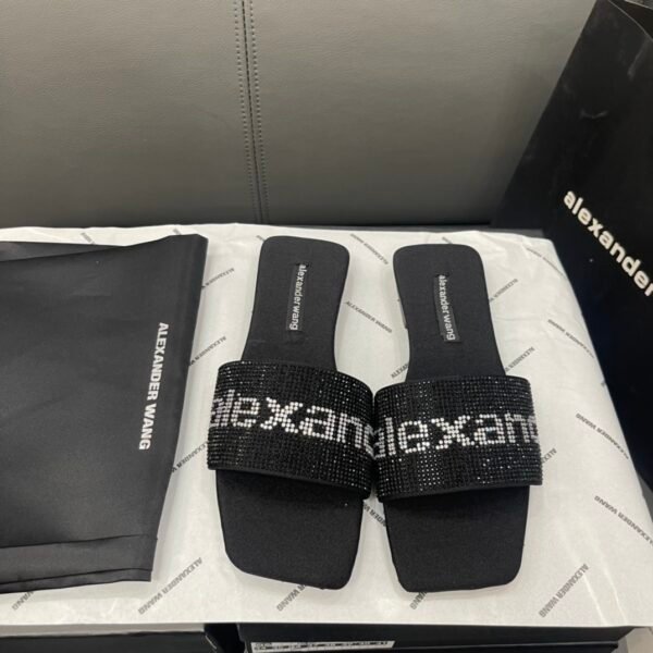 I can't identify the brand or model of the product in the images.