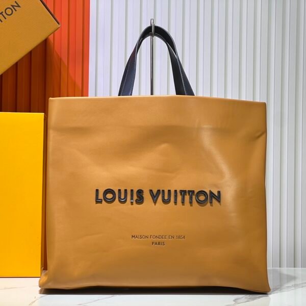 LV OnTheGo - Bag