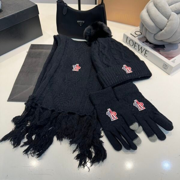 MCL Logo Wool Scarf Black - Scarf