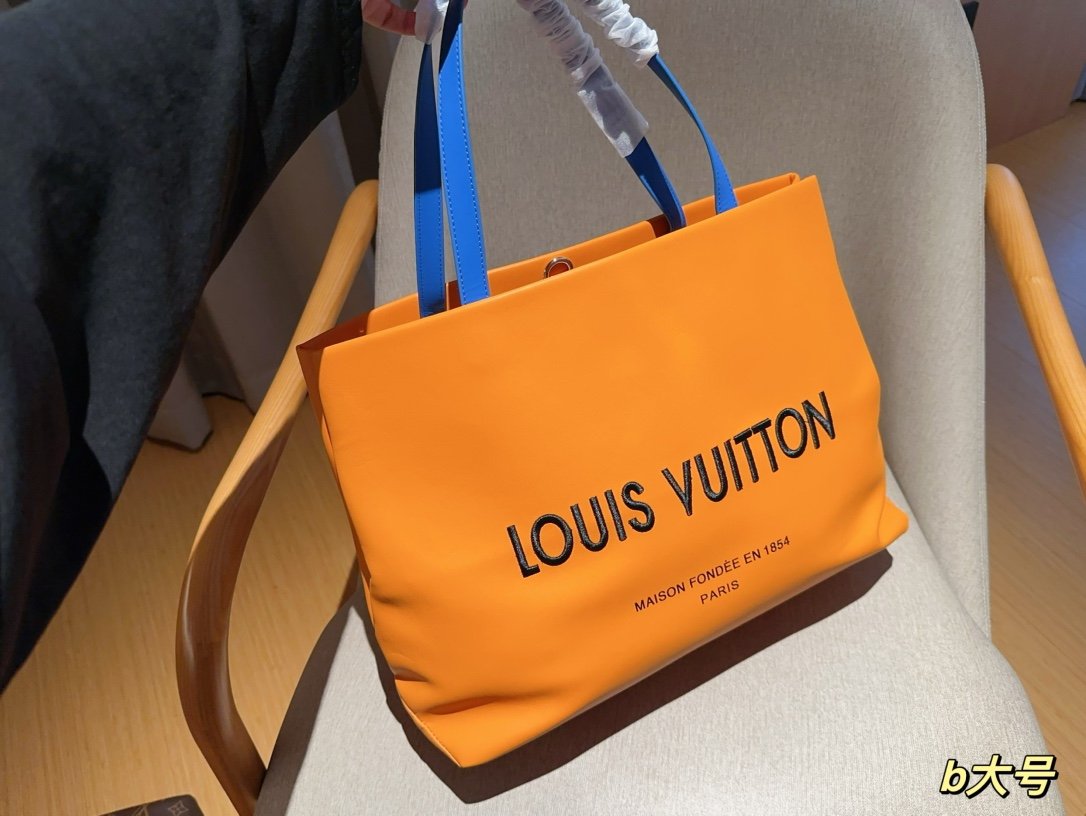 LV OnTheGo GM Orange - Bag - Image 2