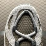 NB 610 – Sneakers