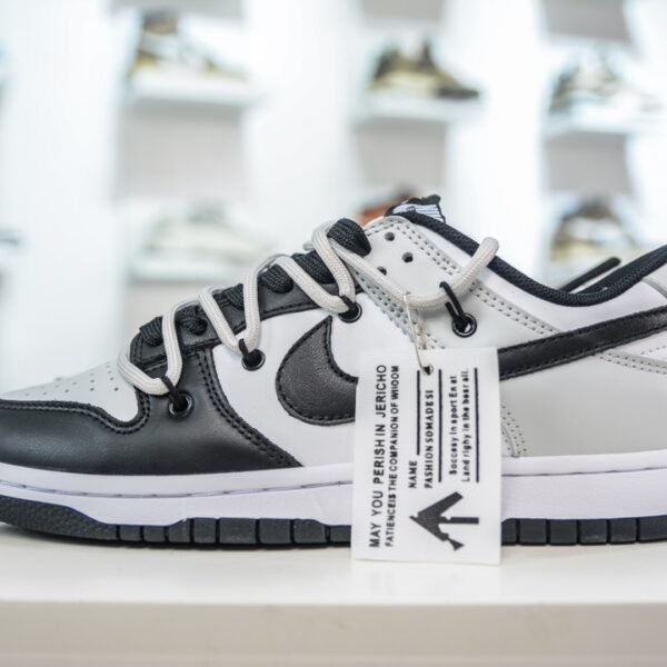 NK Dunk Low Retro - Sneakers