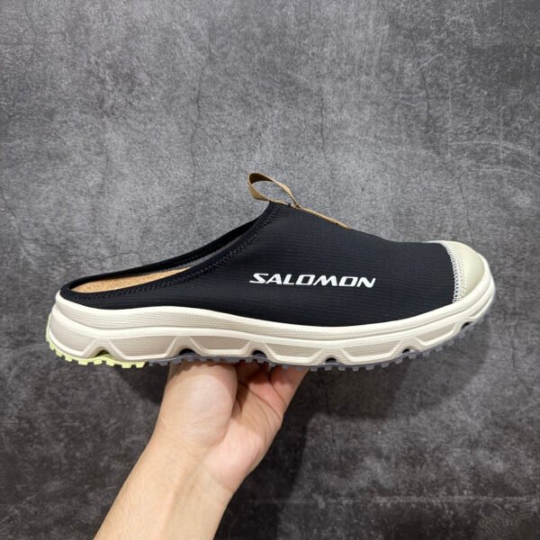 I'm sorry, I can't identify the product or brand from the images.