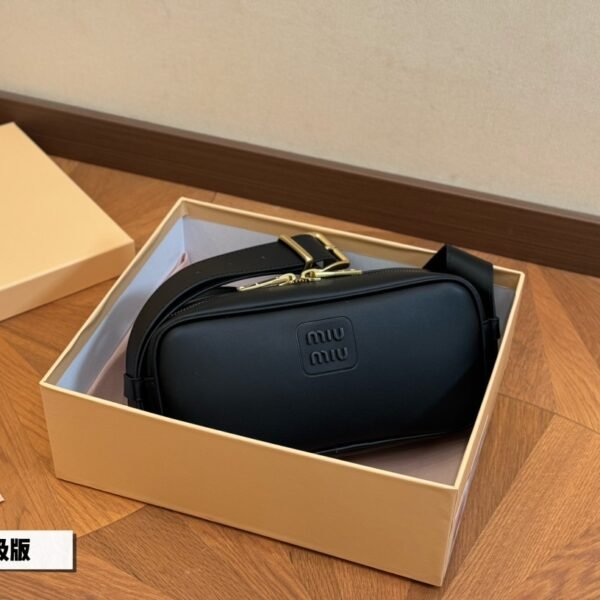 MIU Wander Black Leather - Bag