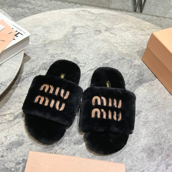 MIU Furry Logo Slides Black - Slides