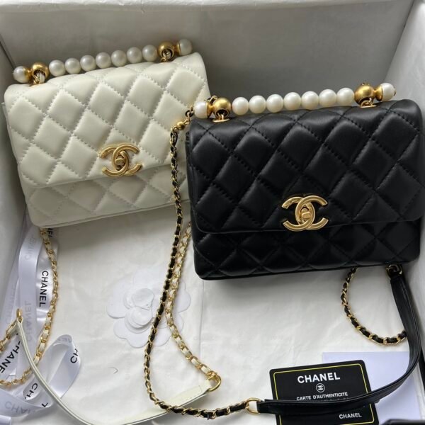 CC Pearl Crush Classic Flap Lambskin - Bag
