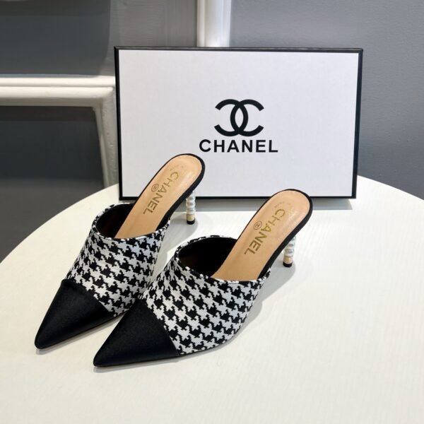 CC Houndstooth Mules - Heels