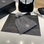 MCL Pom Pom Beanie Grey Knit – Cappello