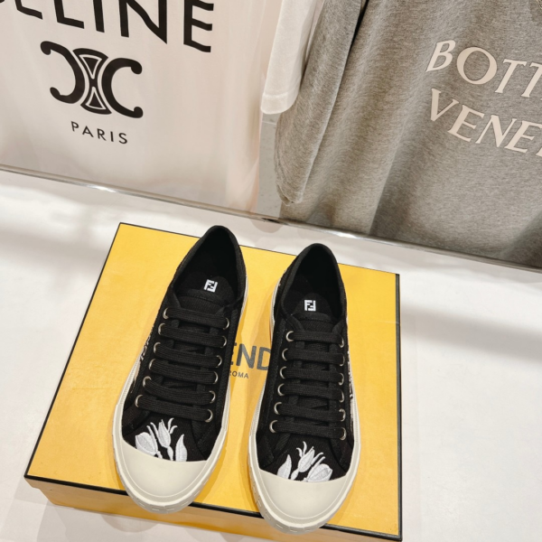 FD Domino Embroidered Canvas Black/White - Sneakers