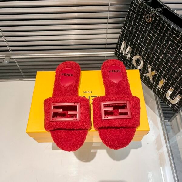 FD FF Shearling Slides Red Shearling - Slides