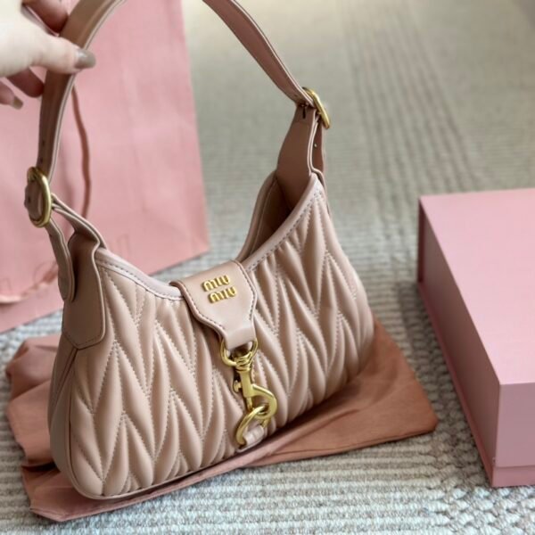 MIU Wander Matelassé Small Lambskin - Bag