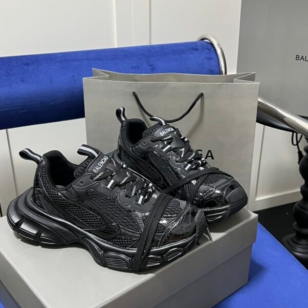 BAL Track 3.0 36 Black - Sneakers