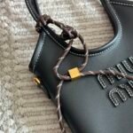 MIU Wander Matelassé Black Leather – Borsa