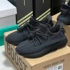 AD Yeezy Boost 350 V2 39 1/3 Black - Sneakers