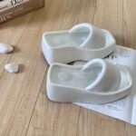 AMQ Tread Slick Slide – Slide