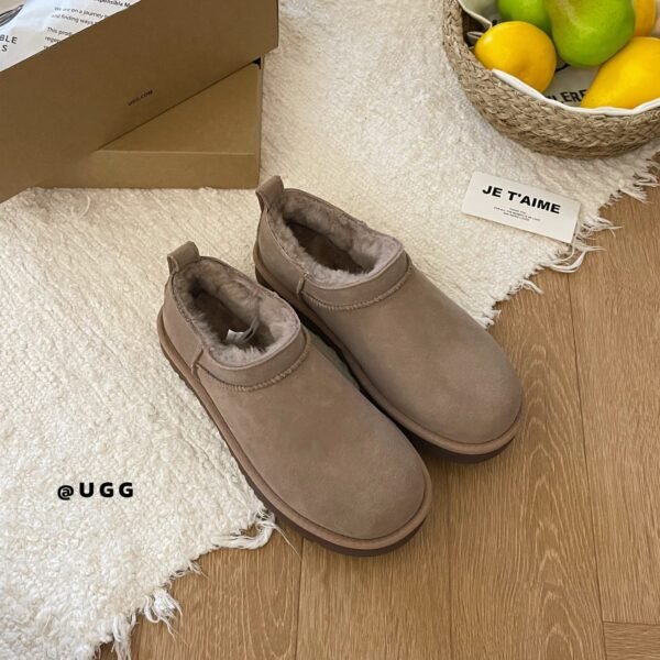 UGG Tasman Slipper - Shoes