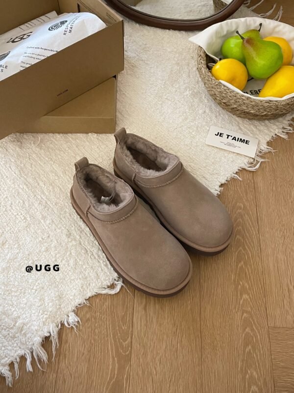 UGG Tasman Slipper – Shoes – Red