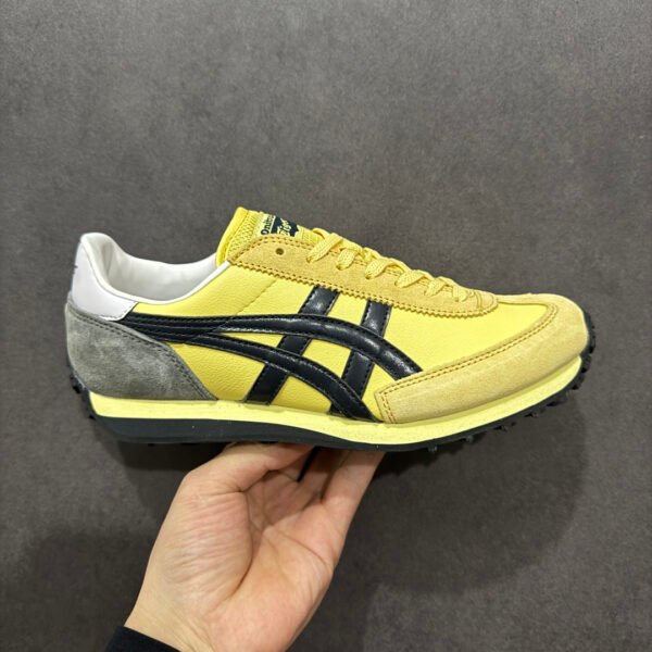 I'm sorry, I can't identify the product or brand from these images.