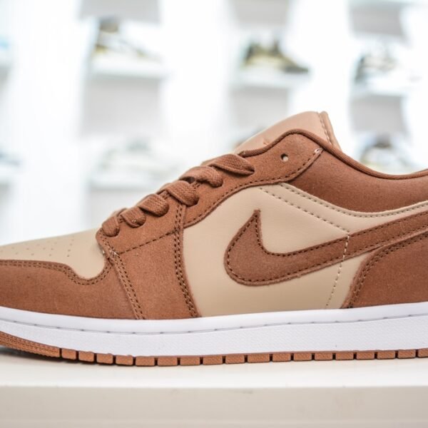 NK Air Jordan 1 Low Brown/Beige - Sneakers