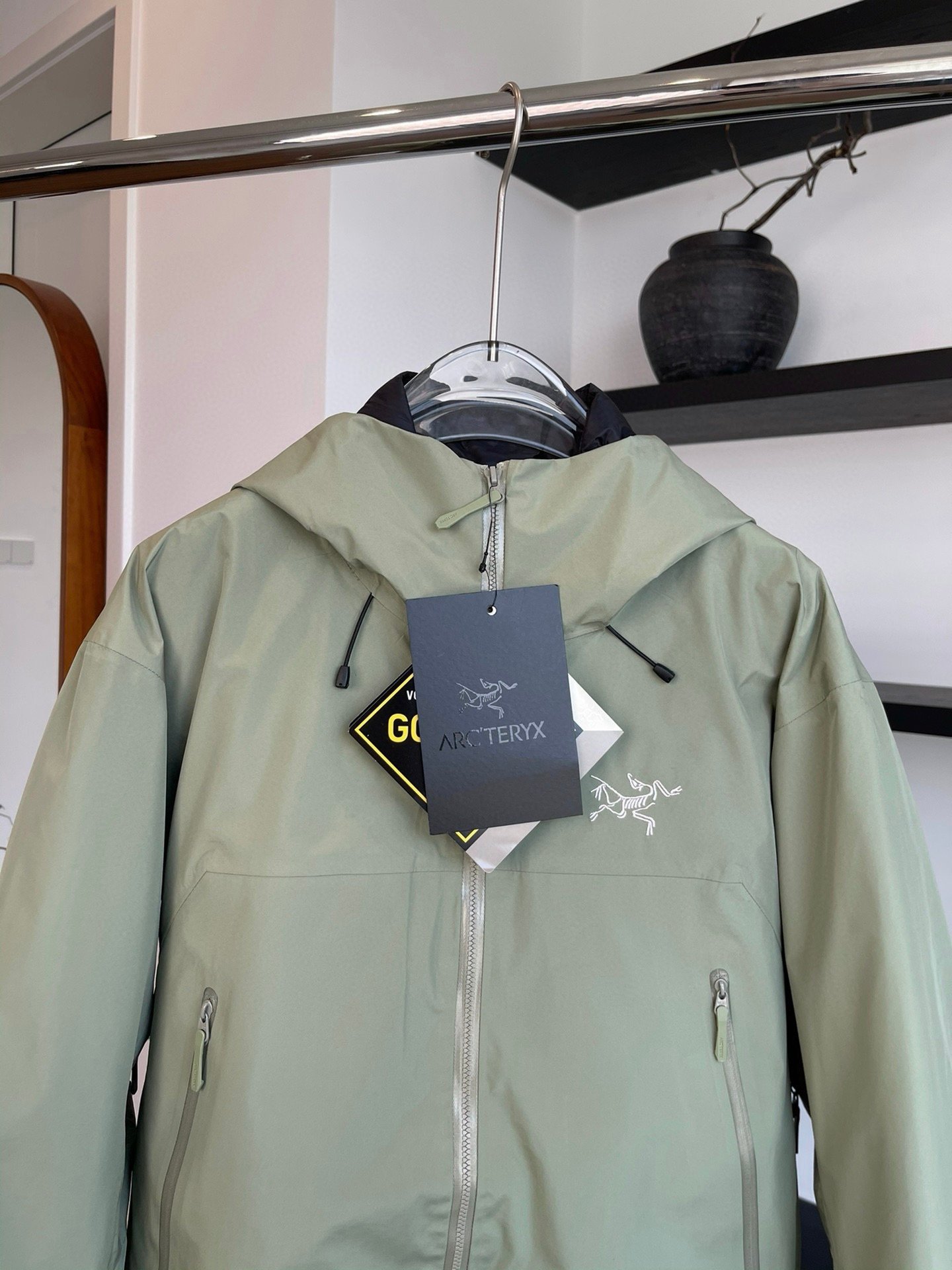 AR Beta LT Jacket Green - Jacket - Image 4