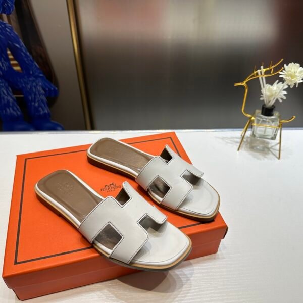 HM Oran Sandals - Sandals