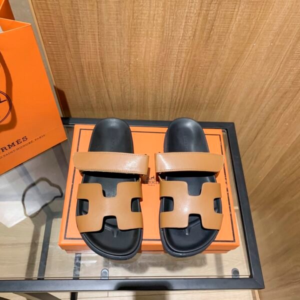 HM Oran Sandals - Sandals
