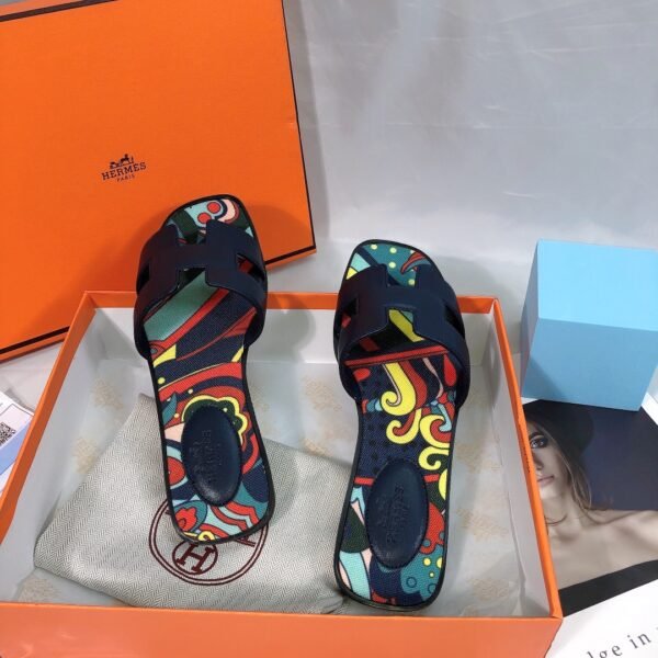 HM Oran Sandals - Slides