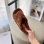 CEL Triomphe Shearling Slides – Claquettes