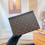LV Pochette Voyage – Bag