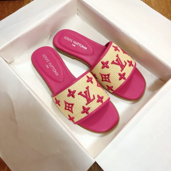 LV Pool Pillow Comfort Pink Monogram Raffia - Slides