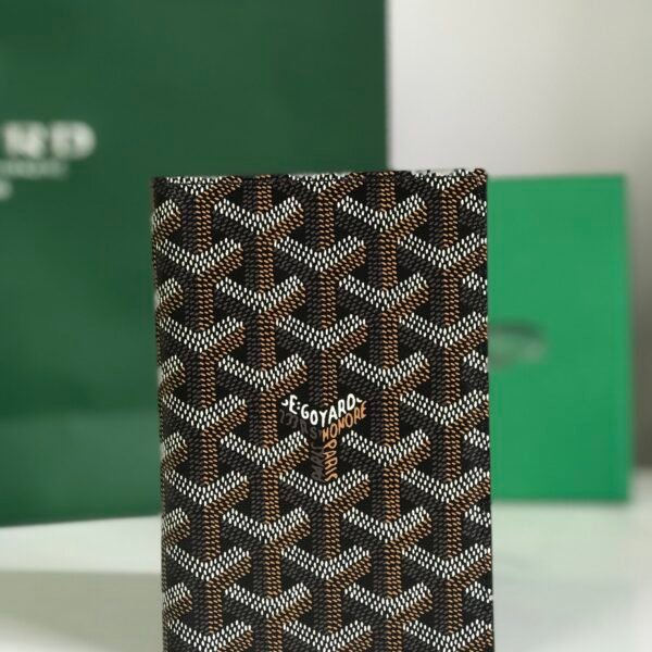 GYD Saint Louis Passport Holder - Wallet