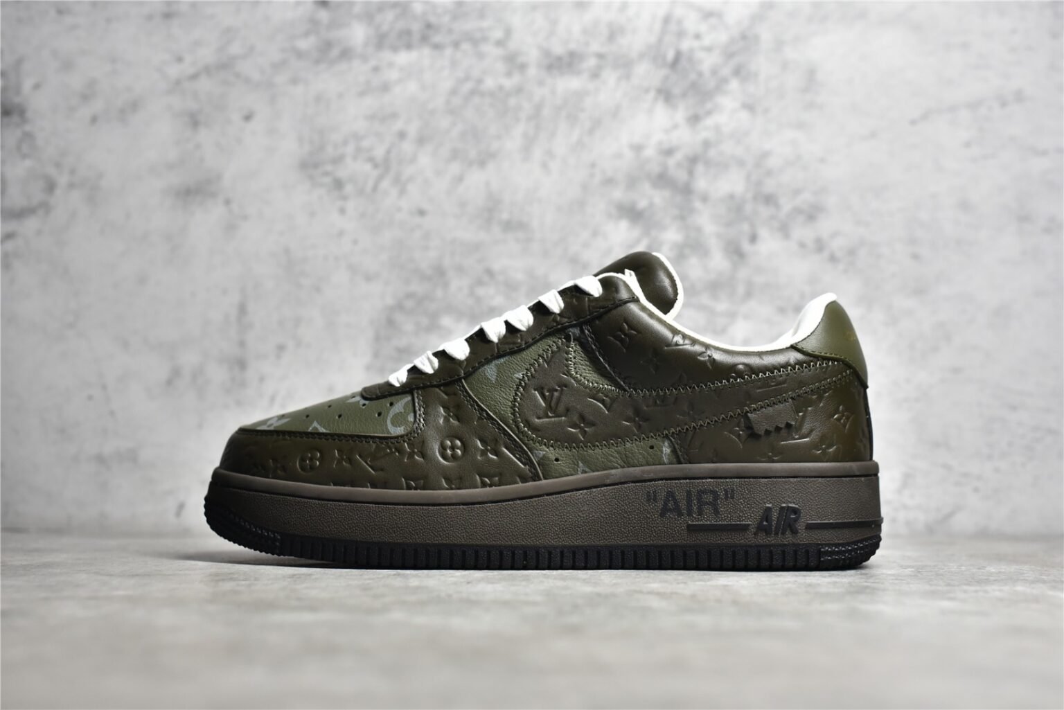 LV Air Force 1 by Virgil Abloh Monogram Green – Sneakers