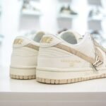 NK Dunk Low x LV – Sneakers – Khaki
