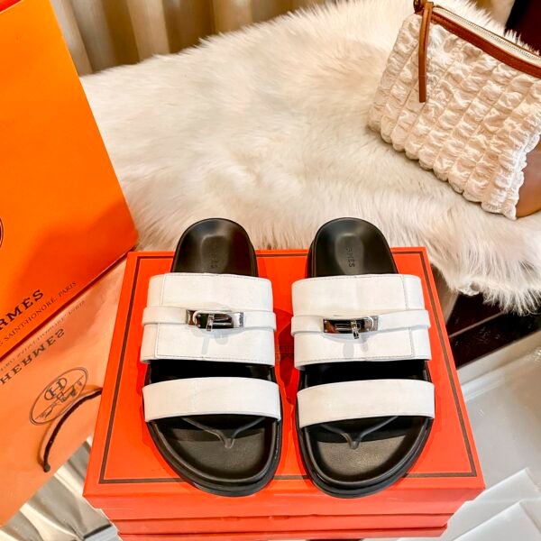 HM Izmir Sandals - Sandals