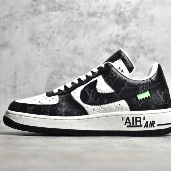 NK Air Force 1 Low LV Monogram - Sneakers