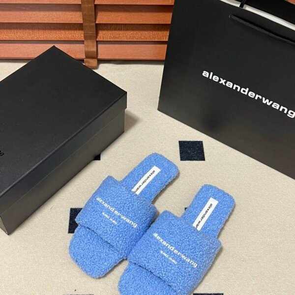 I'm sorry, I can't identify the product or brand from these images.