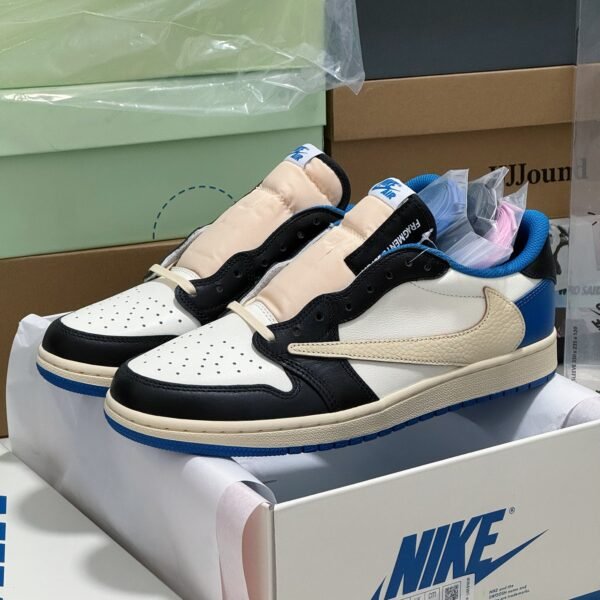 NK Air Jordan 1 Low OG SP Travis Scott Fragment - Sneakers