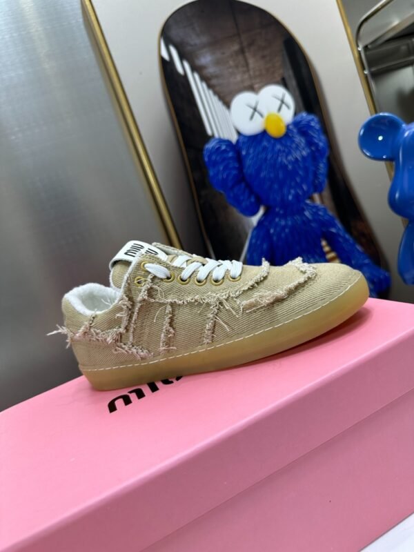 MIU Frayed Canvas Sneakers Beige Canvas – Sneaker